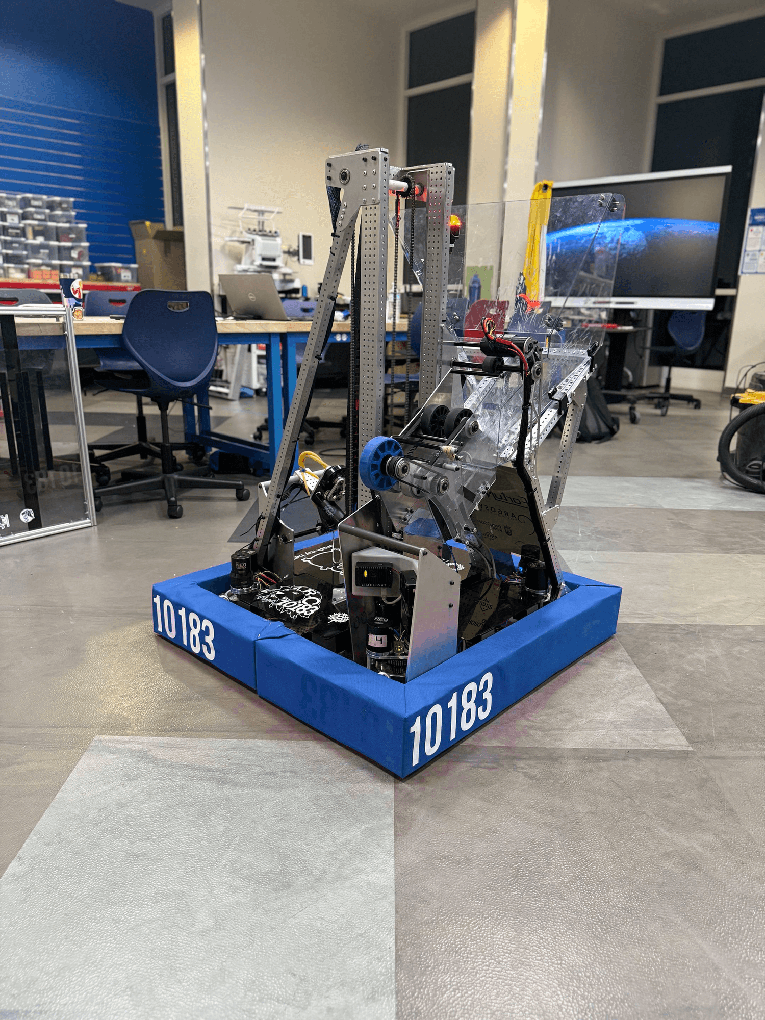 Pibble - real robot in the shop